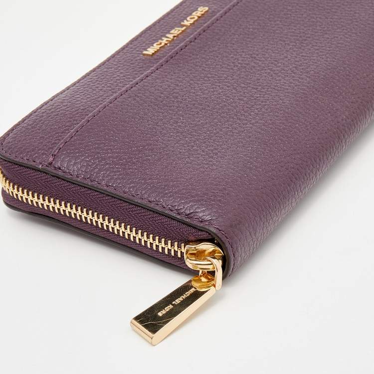 Pre Owned Michael Kors Plum Leather Mercer Zip Around Wallet