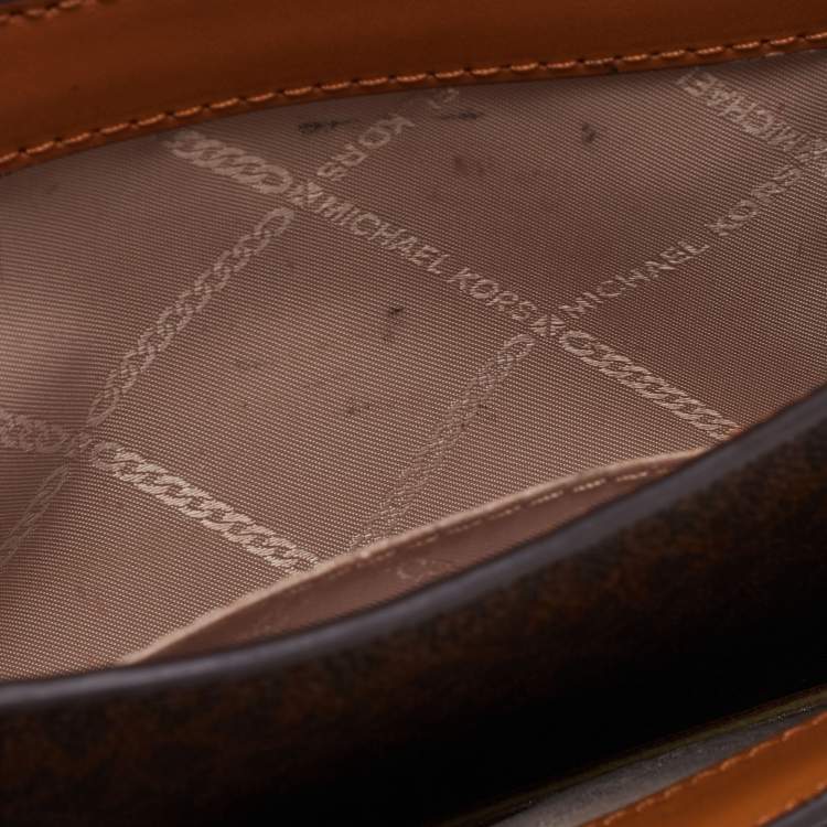 Pre Owned Michael Kors Brown Signature Coated Canvas And Leather Jade Shoulder Bag