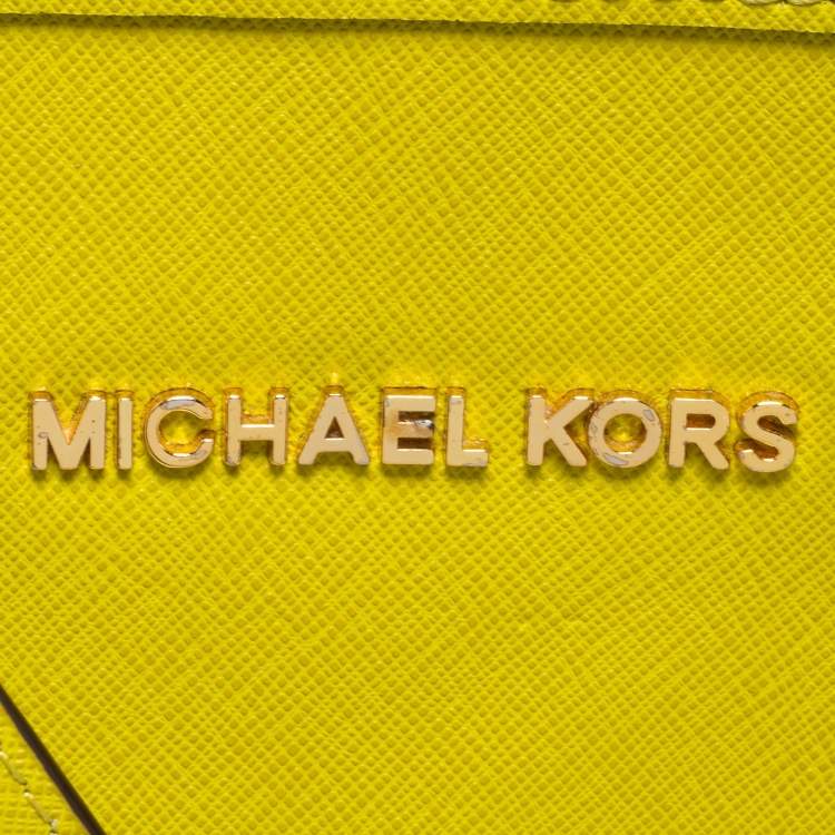 Pre Owned Michael Kors Neon Green Leather Small Jet Set Travel Tote