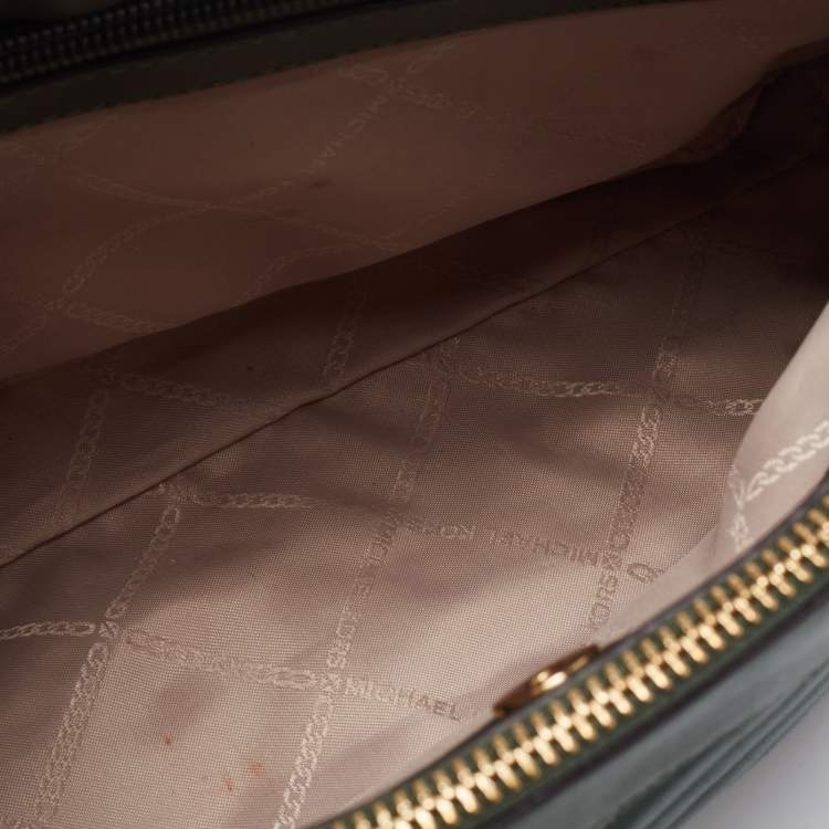 Pre Owned Michael Kors Green Quilted Leather Susan Shoulder Bag
