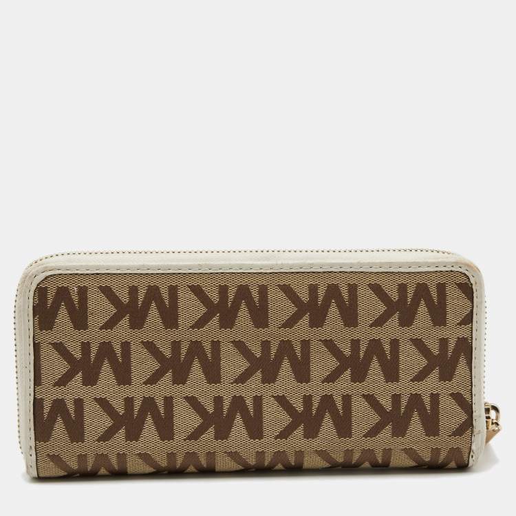 Pre Owned Michael Kors Beige/White Signature Canvas and Leather Zip Around Wallet