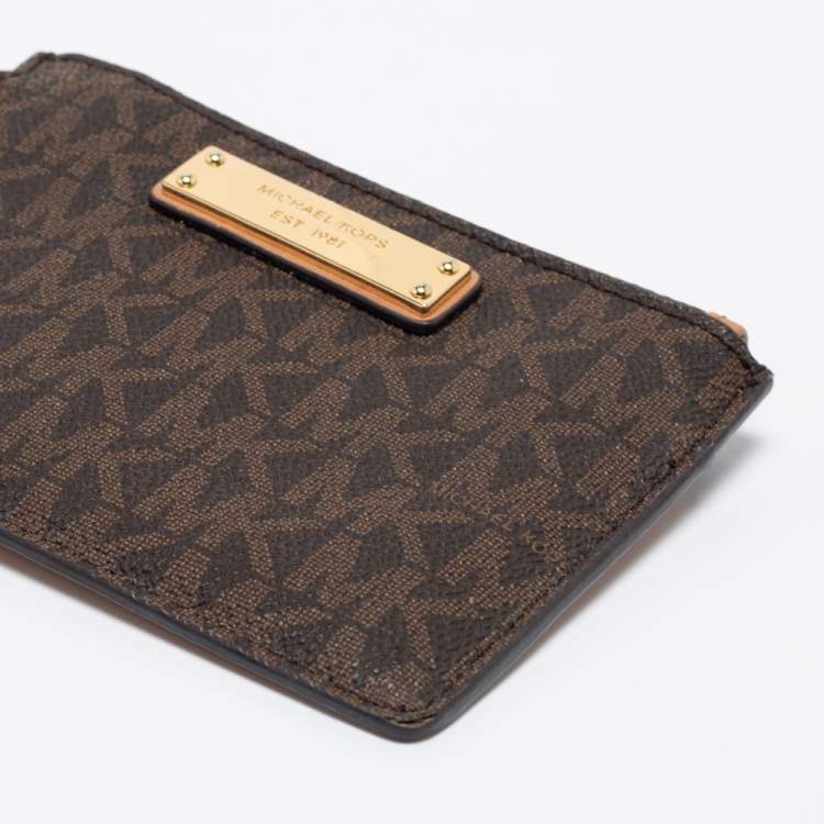 Pre Owned Michael Kors Brown/Beige Signature Coated Canvas and Leather Zip Card Holder 