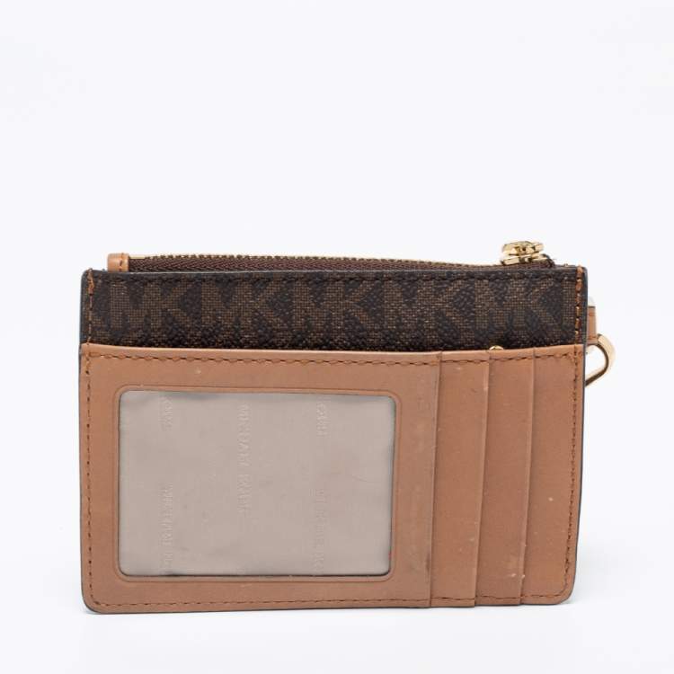 Pre Owned Michael Kors Brown/Beige Signature Coated Canvas and Leather Zip Card Holder 