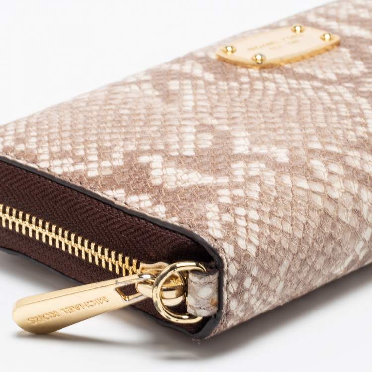 Pre Owned Michael Kors Beige/Brown  Snakeskin Embossed Leather Jet Set Zip Around Wallet