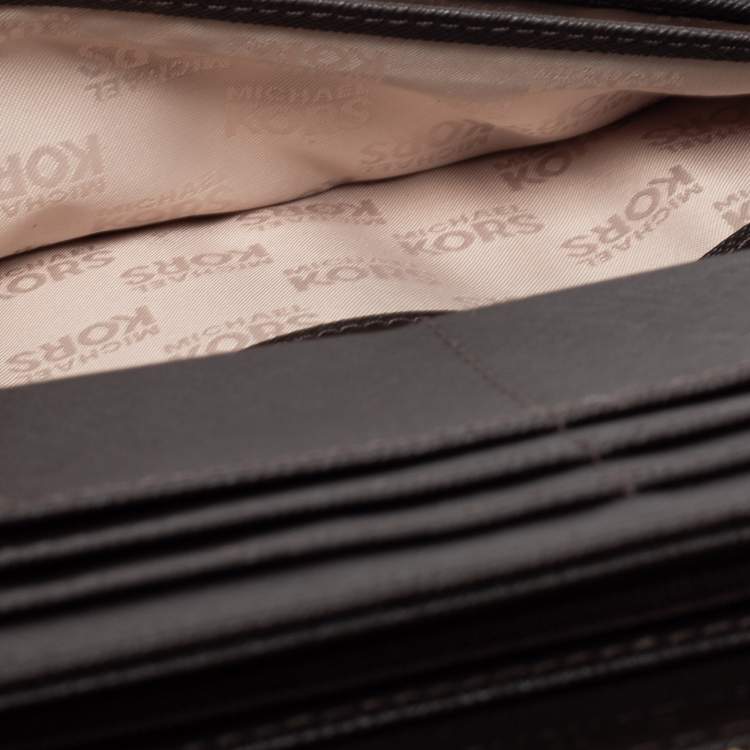 Pre Owned Michael Kors Beige/Brown  Snakeskin Embossed Leather Jet Set Zip Around Wallet