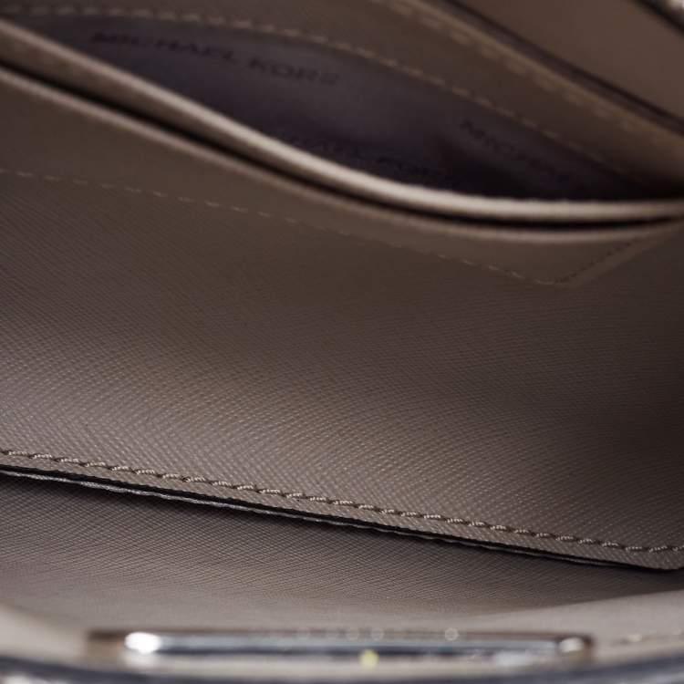 Pre Owned Michael Kors Black Studded Leather Small Mercer Tote