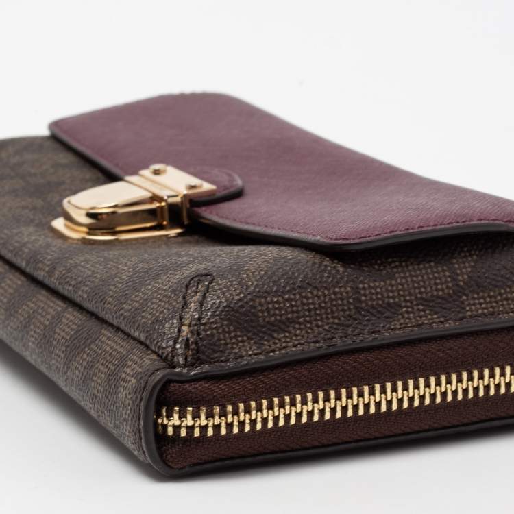 Pre Owned Michael Kors Brown/Purple Signature Coated Canvas And Leather Wallet On Chain