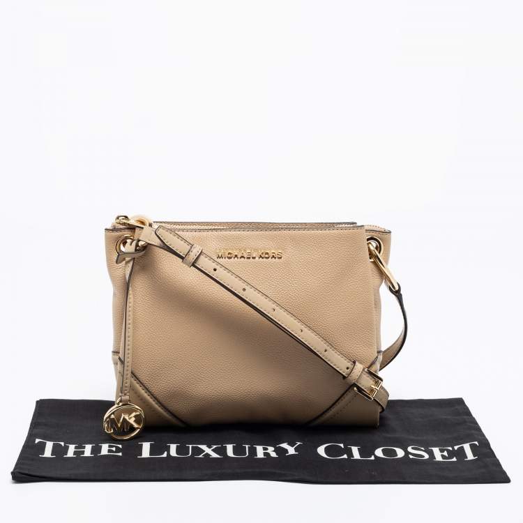 Pre Owned Michael Kors Beige Leather Nicole Shoulder Bag