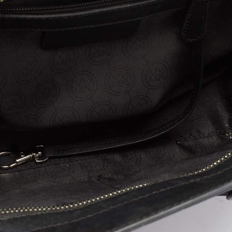 Pre Owned Michael Kors Black/ Blue Leather Selma Satchel