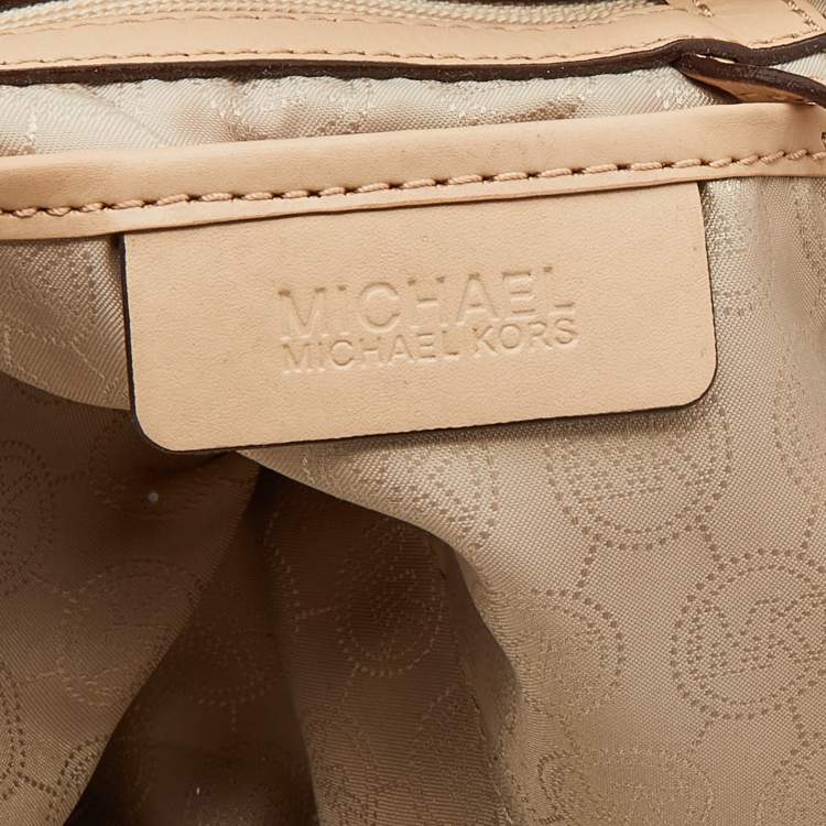 Pre Owned MICHAEL Michael Kors Off White/Beige Signature Coated Canvas and Leather Jet Set East West Tote