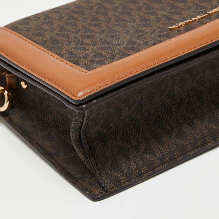 Pre Owned Michael Kors Brown Coated Canvas Leather Jet Set Shoulder Bag