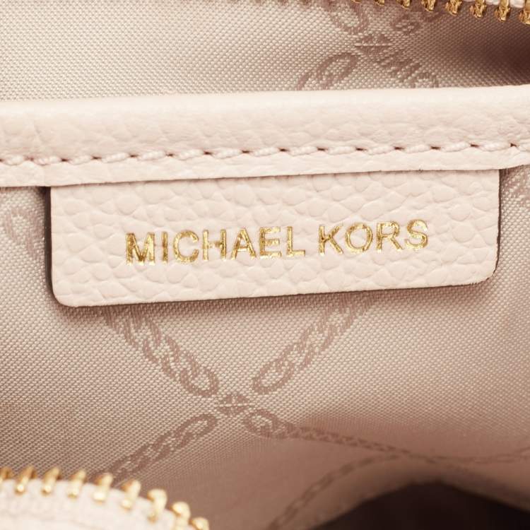 Pre Owned Michael Kors Beige Leather Small Ginny Camera Crossbody Bag