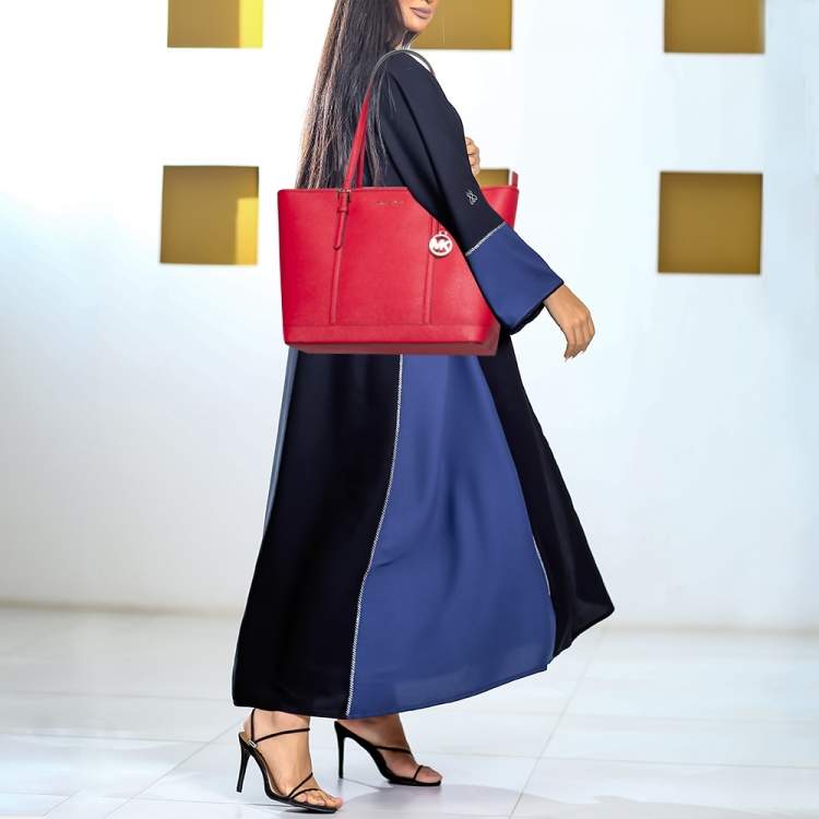 Pre Owned Michael Kors Red Leather Large Jet Set Travel Tote