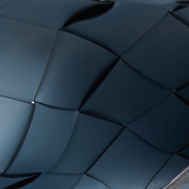 Pre Owned Michael Kors Blue Woven Leather Large Mott Clutch Bag