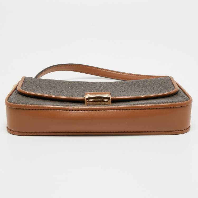 Pre Owned Michael Kors Brown Signature Coated Canvas and Leather Small Bradshaw Shoulder Bag