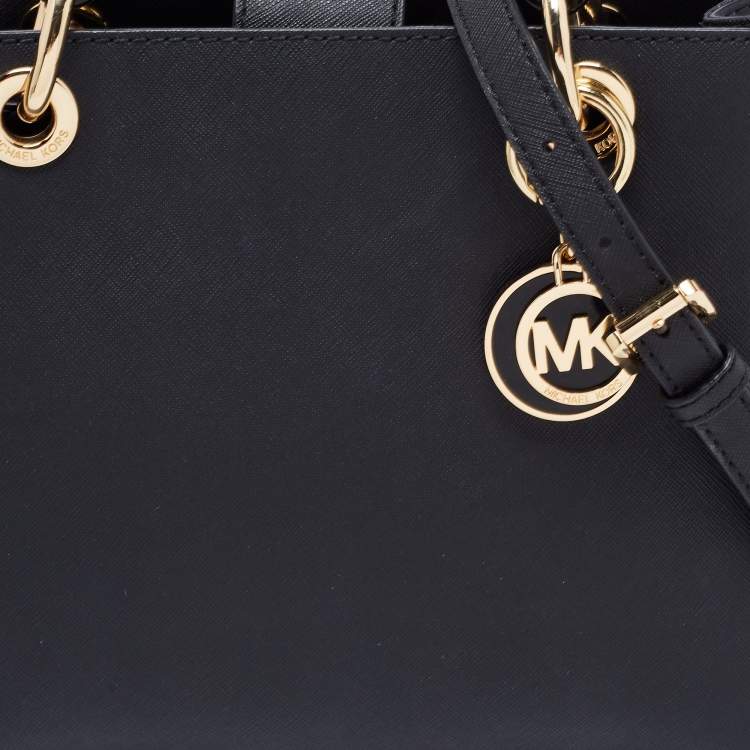 مملوكة مسبقًا MICHAEL Michael Kors Black Leather Small Cynthia Tote
