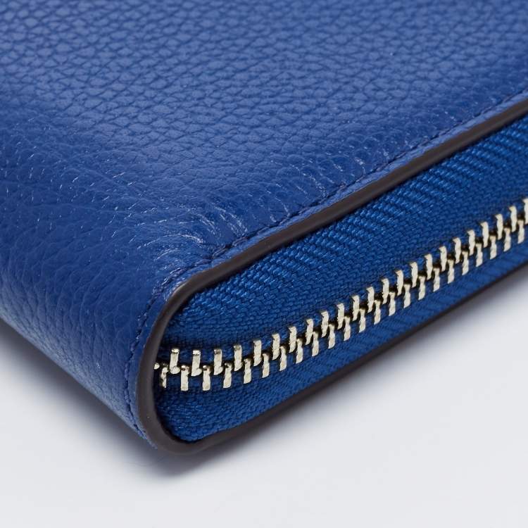 Pre Owned Michael Kors Blue Leather Jet Set Zip Around Wristlet Wallet