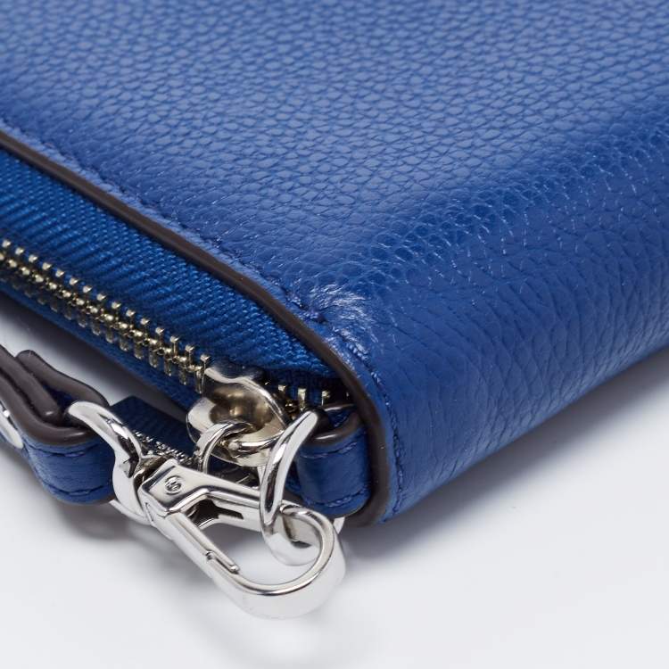 Pre Owned Michael Kors Blue Leather Jet Set Zip Around Wristlet Wallet