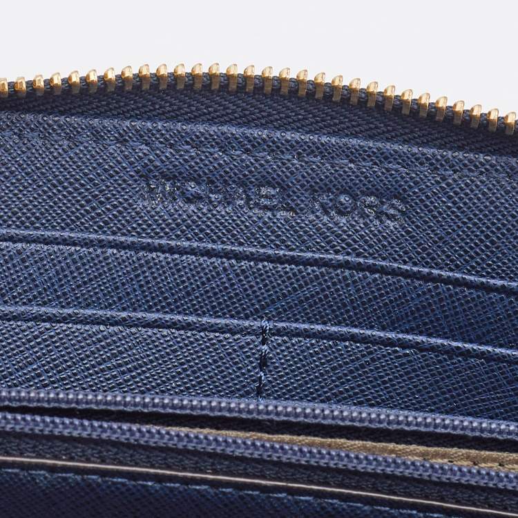 مملوكة مسبقًا Michael Kors Navy Blue Saffiano Leather Zip Around Wallet