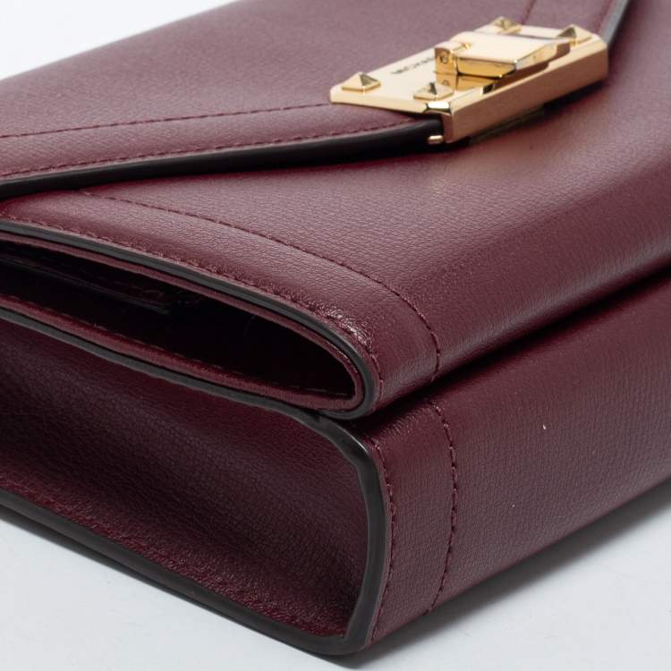 Pre Owned Michael Kors Burgundy Leather Kinsley Clutch Bag