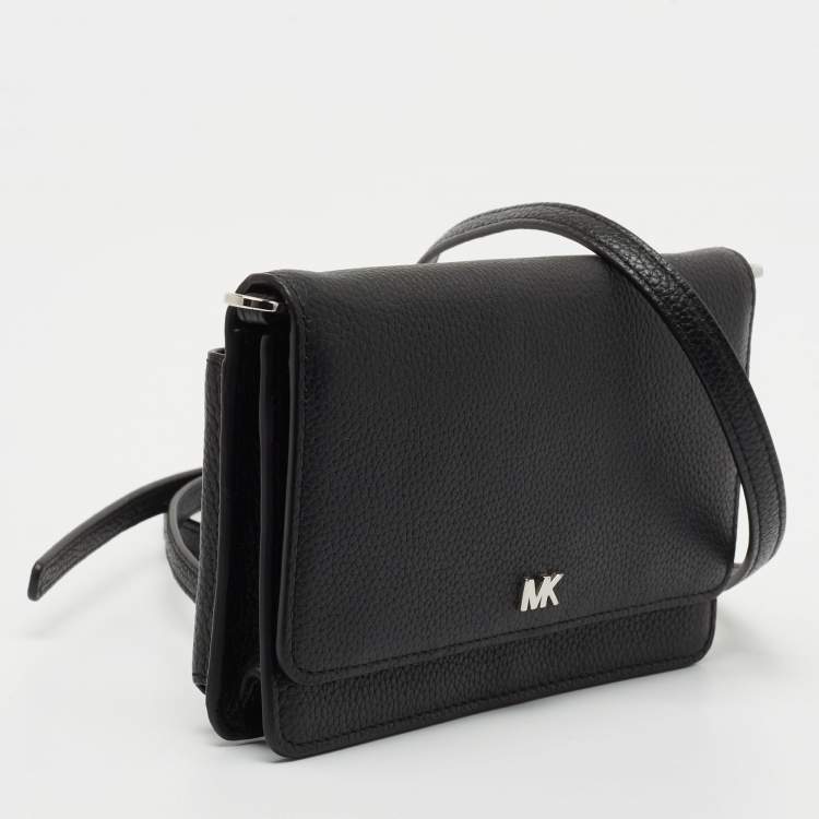 Pre Owned Michael Kors Black Pebbled Leather Convertible Crossbody Bag