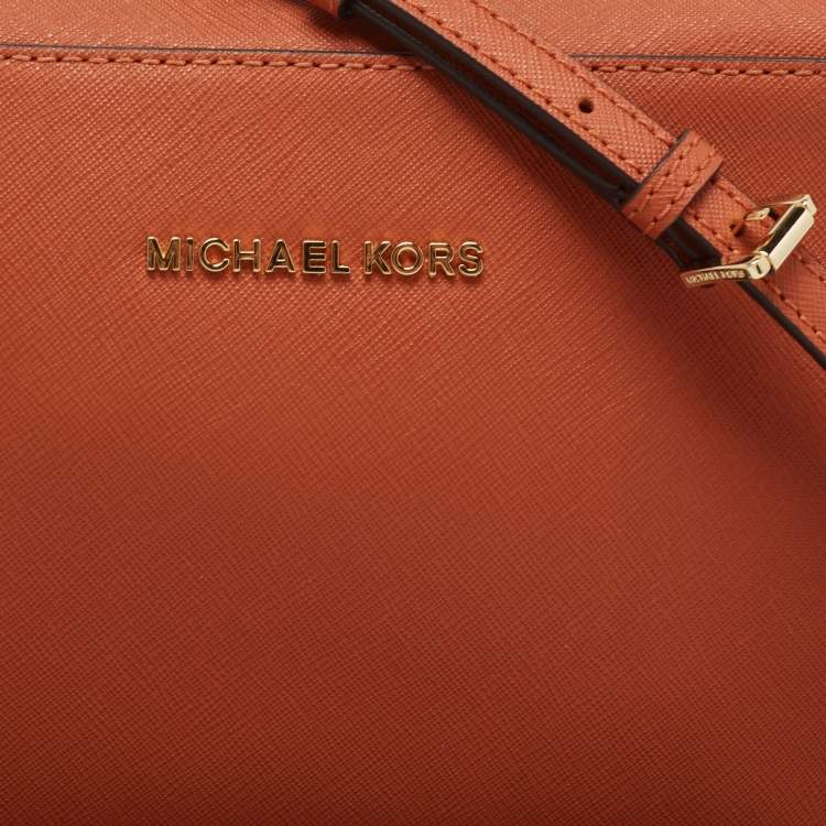 Pre Owned Michael Kors Orange Saffiano Leather Jet Set Camera Crossbody Bag