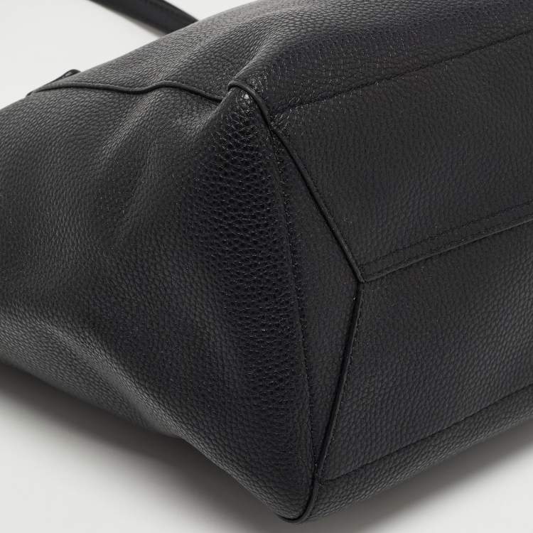 Pre Owned Michael Kors Black Grain Leather Kimberly Tote