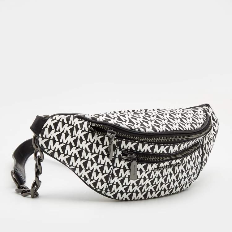 Pre Owned Michael Kors Black/White Signature Coated Canvas Mott Belt Bag
