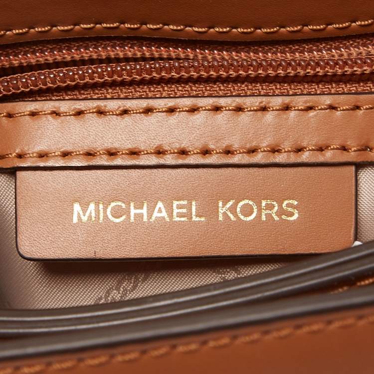 Pre Owned Michael Kors Brown Quilted Leather Medium Gramercy Top Handle Bag