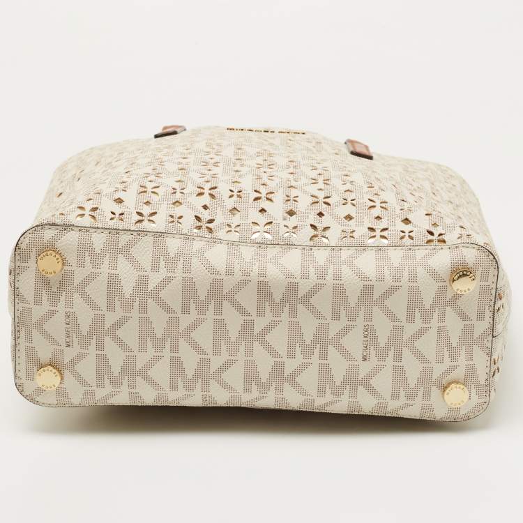 مملوكة مسبقًا Michael Michael Kors White/Gold Laser Cut Leather Medium Hayley Tote