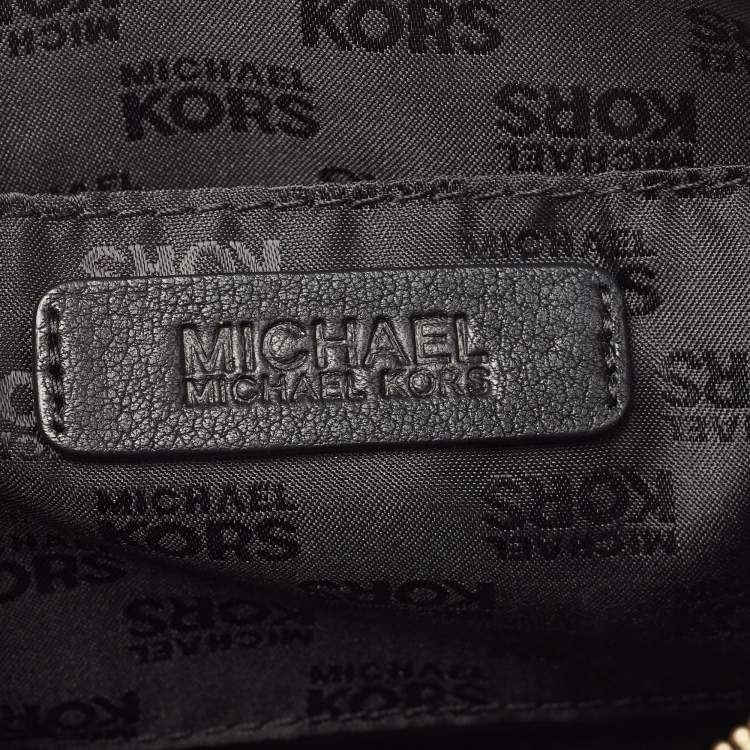 Pre Owned Michael Kors Black Leather Wristlet Pouch