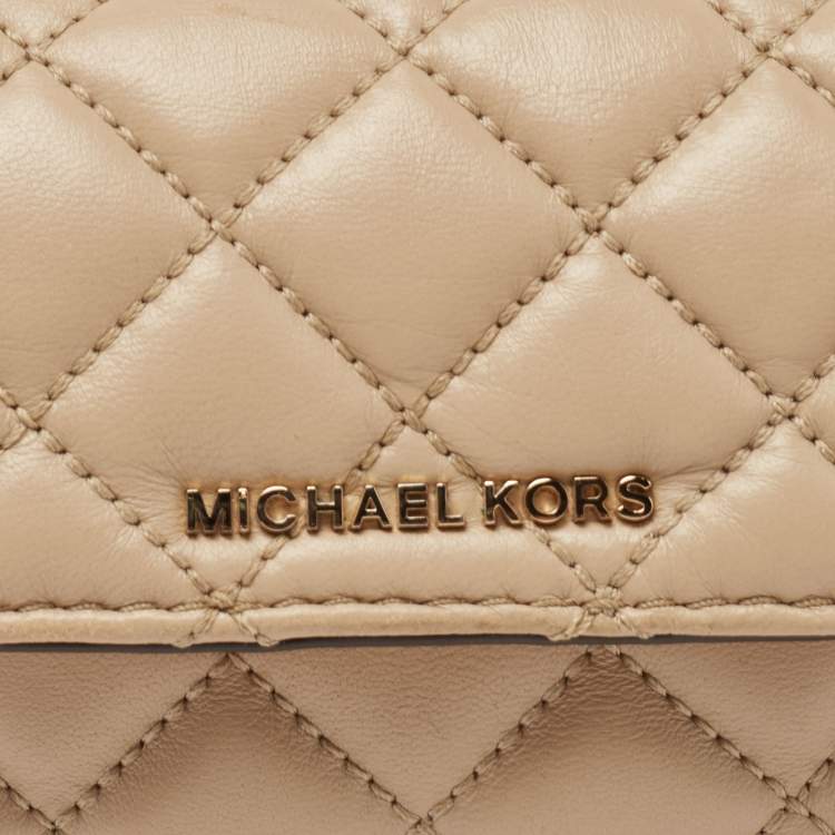 مملوكة مسبقًا Michael Kors Beige Quilted Leather Sloan Belt Bag