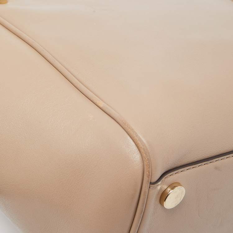 مملوكة مسبقًا Michael Kors Beige Leather Amelia Top Zip Tote