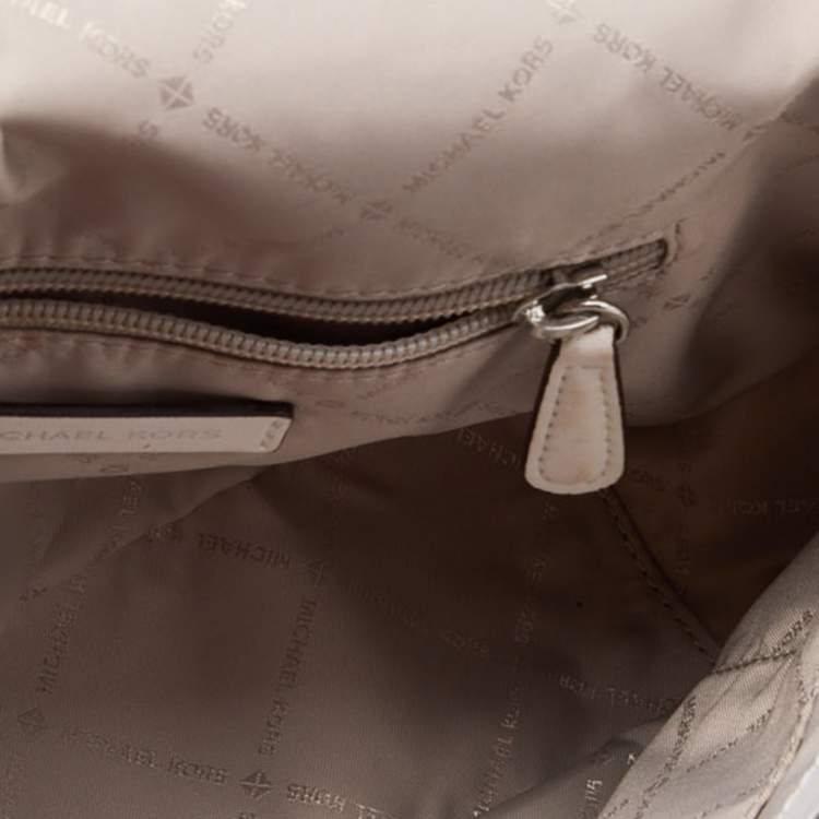 Pre Owned Michael Kors Off White Leather Medium Bedford Top Handle Bag