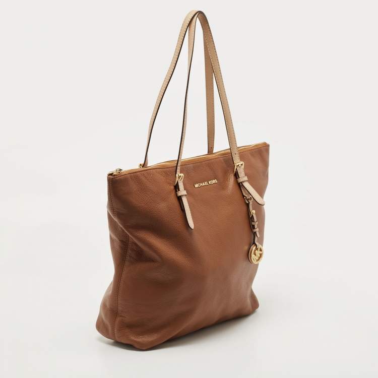 Pre Owned Michael Kors Brown/Beige Soft Leather Jet Set Zip Tote