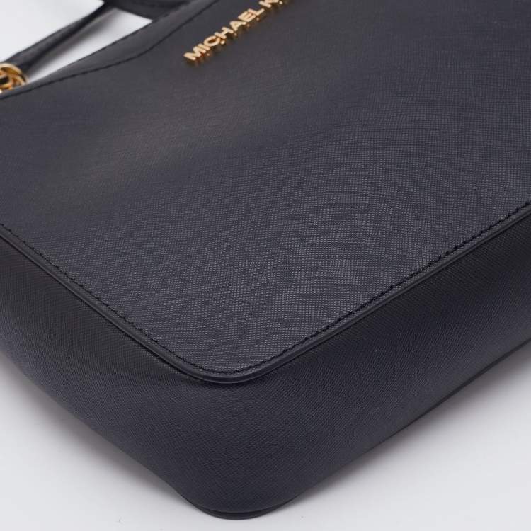 Pre Owned Michael Kors Black Saffiano Leather Jet Set Camera Crossbody Bag 