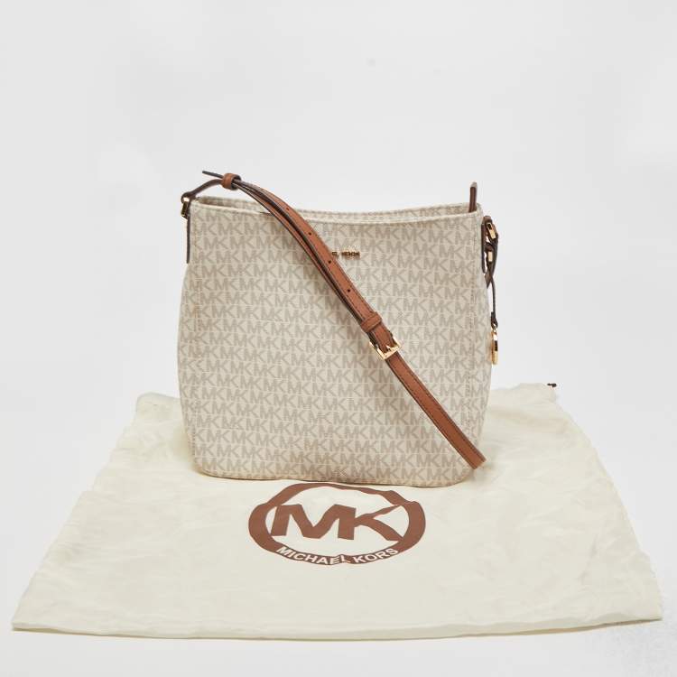 Pre Owned Michael Kors White/Brown Signature Coated Canvas and Leather Large Jet Set Travel Messenger Bag