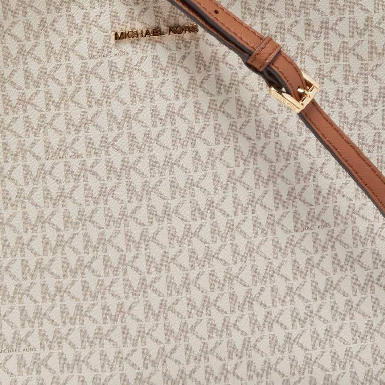 Pre Owned Michael Kors White/Brown Signature Coated Canvas and Leather Large Jet Set Travel Messenger Bag