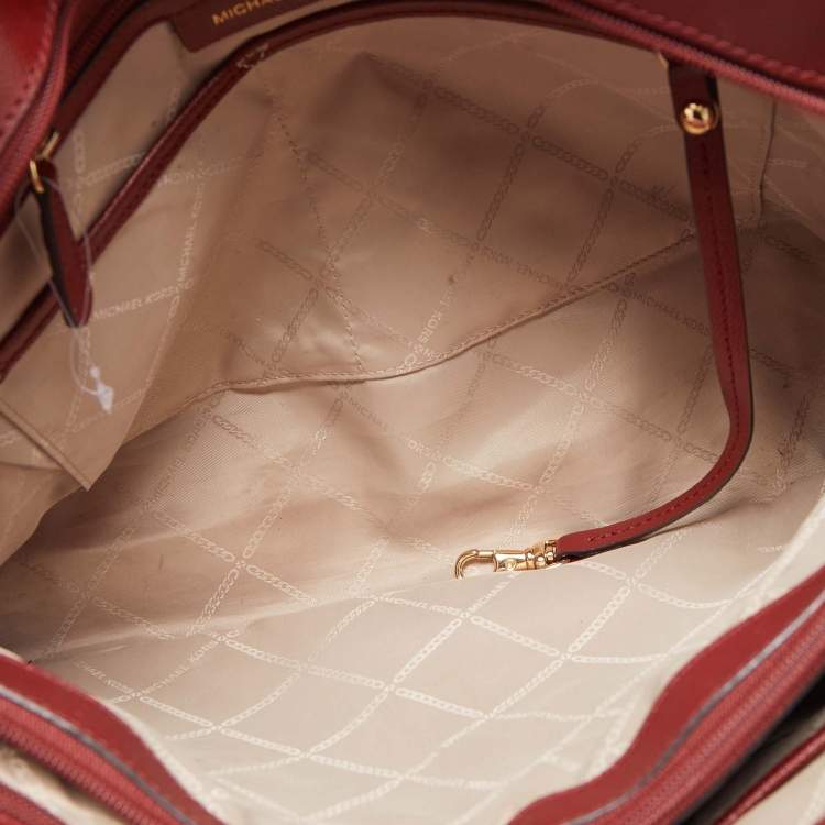 Pre Owned Michael Kors Red Leather Voyager Tote