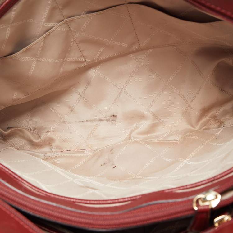 Pre Owned Michael Kors Red Leather Voyager Tote