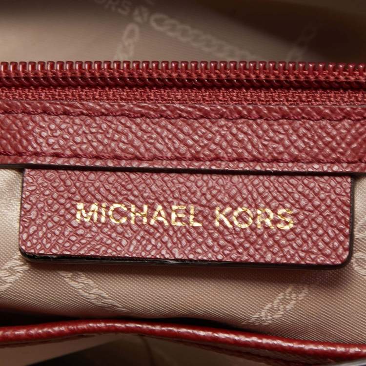 Pre Owned Michael Kors Red Leather Voyager Tote