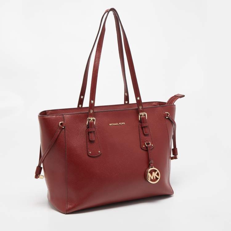 Pre Owned Michael Kors Red Leather Voyager Tote