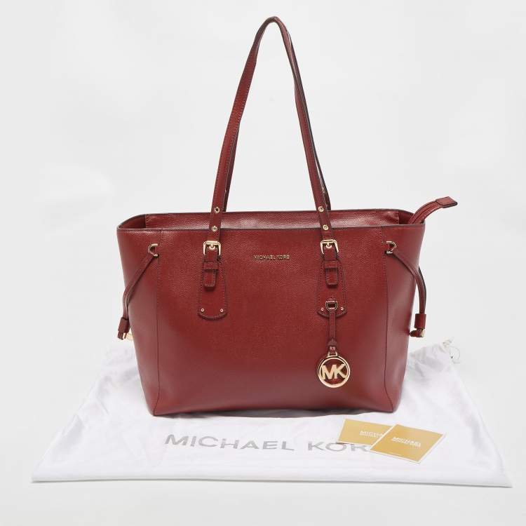Pre Owned Michael Kors Red Leather Voyager Tote