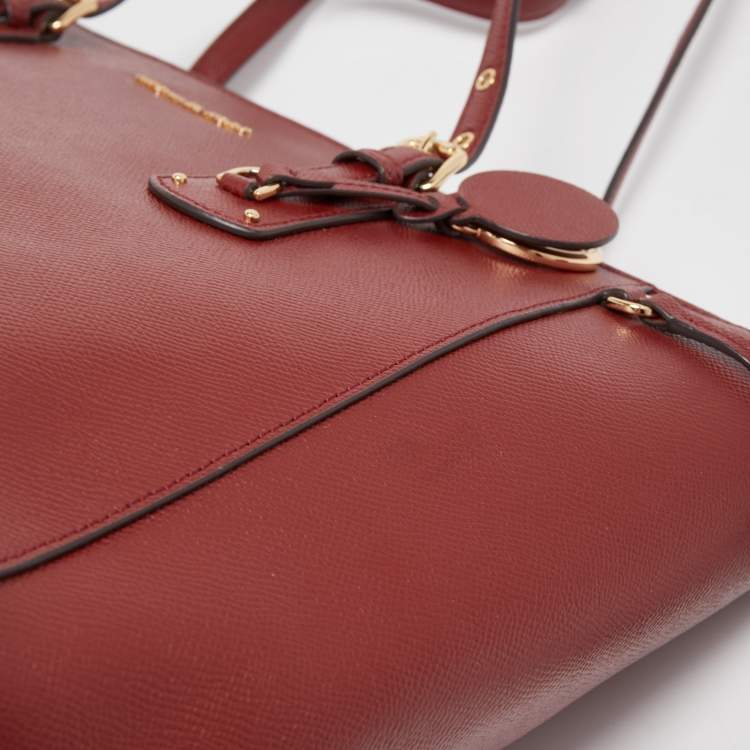 Pre Owned Michael Kors Red Leather Voyager Tote