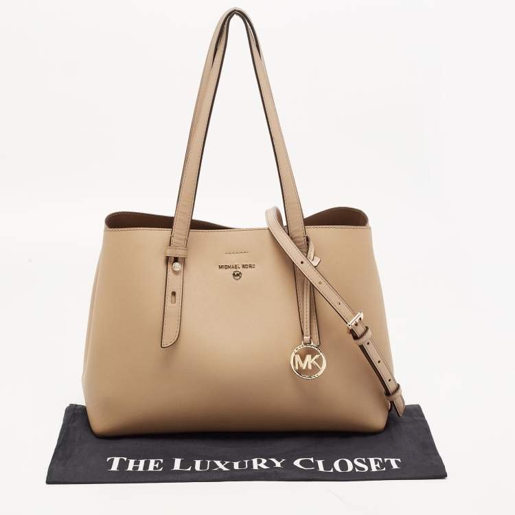 Pre Owned Michael Kors Beige Saffiano Leather Medium Mel Tote