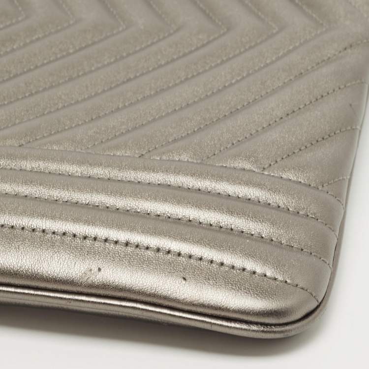 Pre Owned Michael Kors Grey Quilted Leather Extra Large Jet Set Pouch