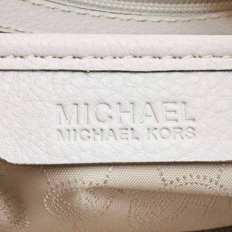 Pre Owned Michael Kors White Leather Camden Drawstring Hobo