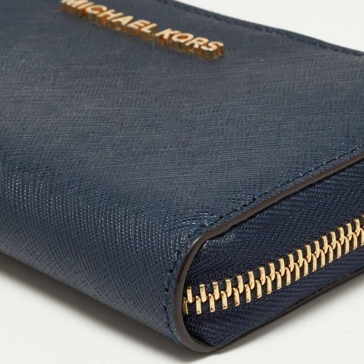 Pre Owned Michael Kors Blue Leather Zip Around Wristlet Wallet