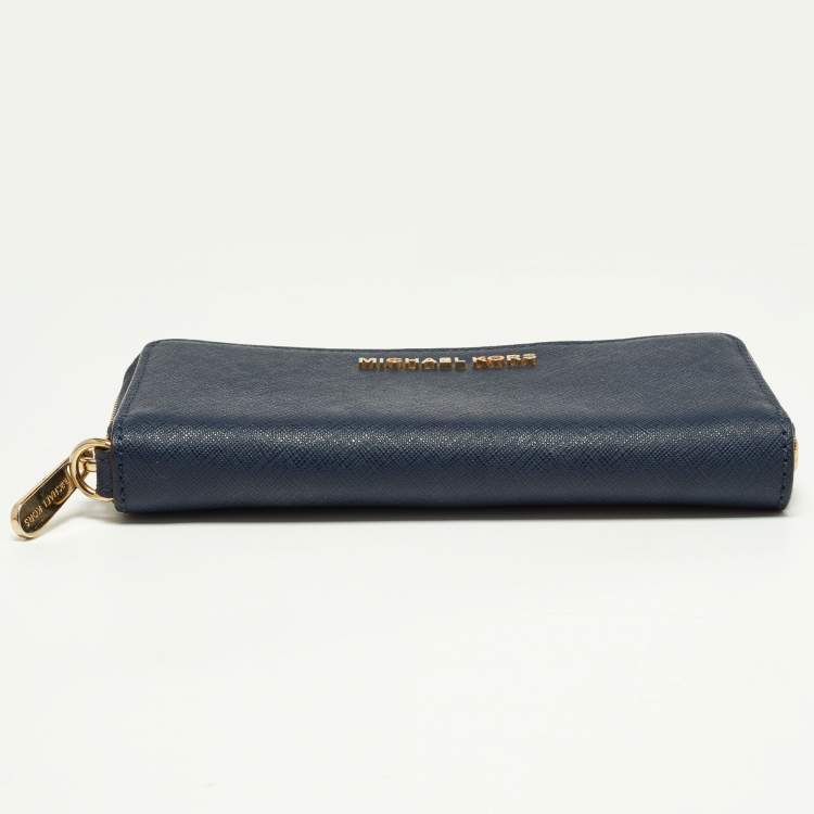 Pre Owned Michael Kors Blue Leather Zip Around Wristlet Wallet