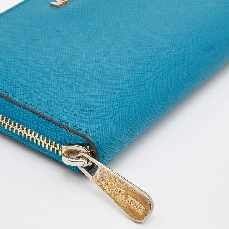 Pre Owned Michael Kors Blue Leather Jet Set Zip Around Wallet